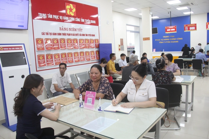 Tuyên Quang vận hành hiệu quả mô hình chính quyền hai cấp trong lĩnh vực KH&CN- Ảnh 4. Tuyên Quang vận hành hiệu quả mô hình chính quyền hai cấp trong lĩnh vực KH&CN- Ảnh 4.