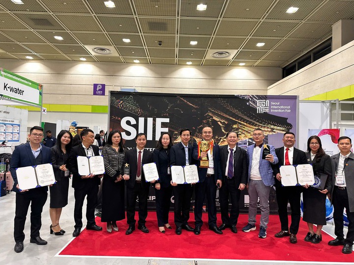 Việt Nam giành nhiều giải thưởng lớn tại Triển lãm Quốc tế về sáng tạo khoa học công nghệ SIIF 2025 - Ảnh 1.