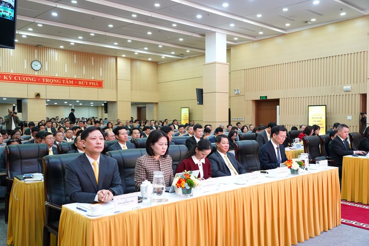 Tổng c&ocirc;ng ty Bưu điện Việt Nam: Lấy c&ocirc;ng nghệ v&agrave; đổi mới s&aacute;ng tạo l&agrave; động lực tăng trưởng giai đoạn ph&aacute;t triển mới- Ảnh 3.