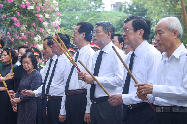 Thủ tướng Lê Minh Hưng: Bằng mọi giá, phải nỗ lực, quyết tâm cao nhất để tìm kiếm, quy tập và xác định danh tính hài cốt liệt sĩ- Ảnh 1.