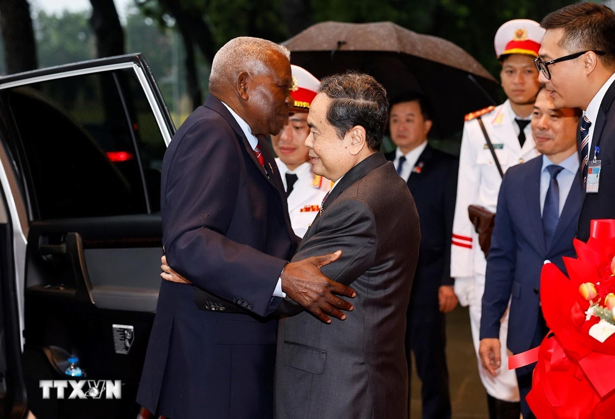 Quốc hội Việt Nam đ&atilde; thiết lập quan hệ với hơn 140 Nghị viện, Quốc hội.