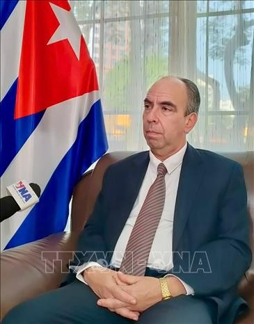 Đại sứ Cuba Rogelio Polanco Fuentes.