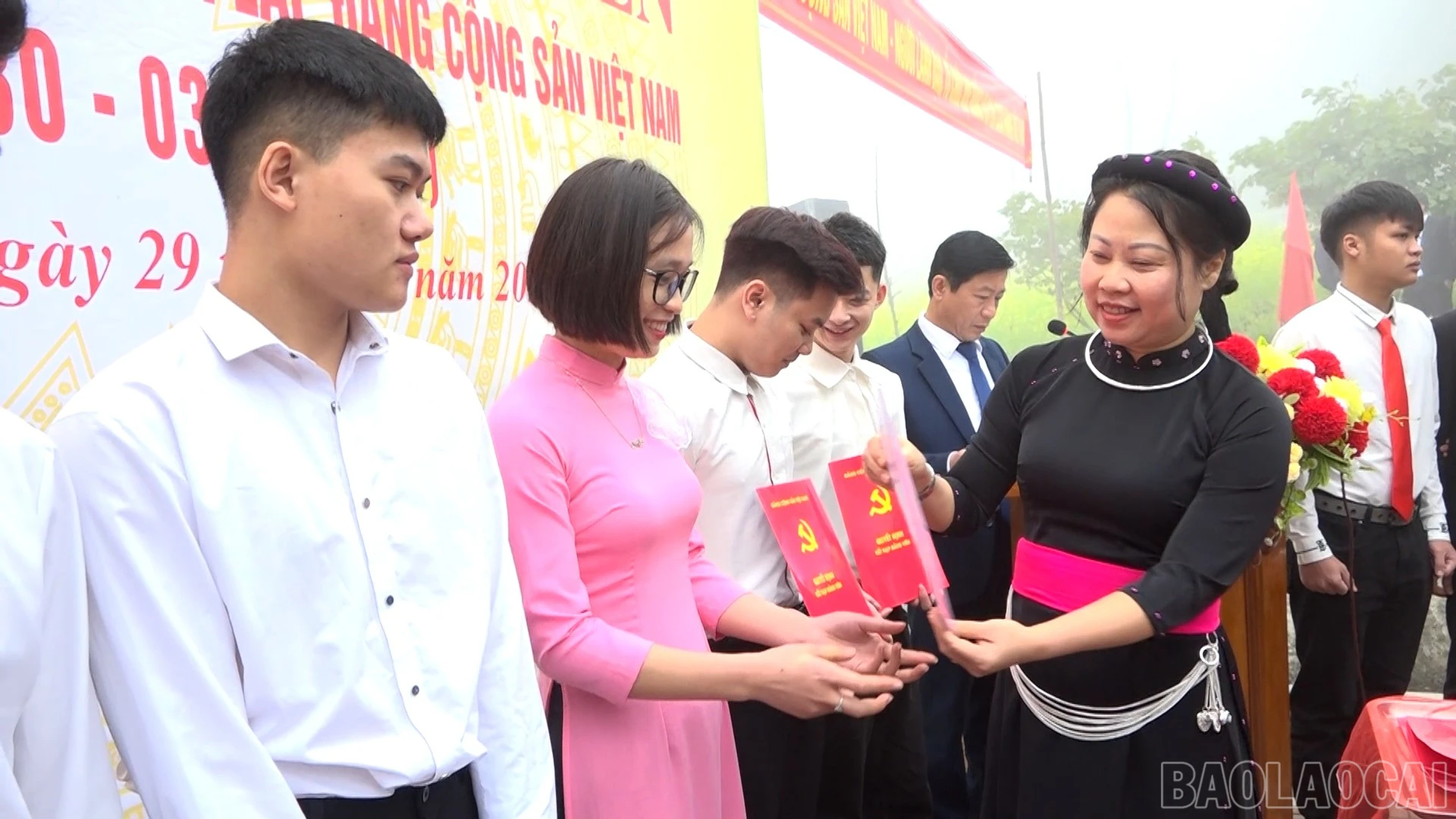 Với những cách làm linh hoạt, mục tiêu kết nạp đảng viên năm 2026 của tỉnh Lào Cai được kỳ vọng sẽ sớm hoàn thành. baolaocai-br_toan-canh-dep.jpg