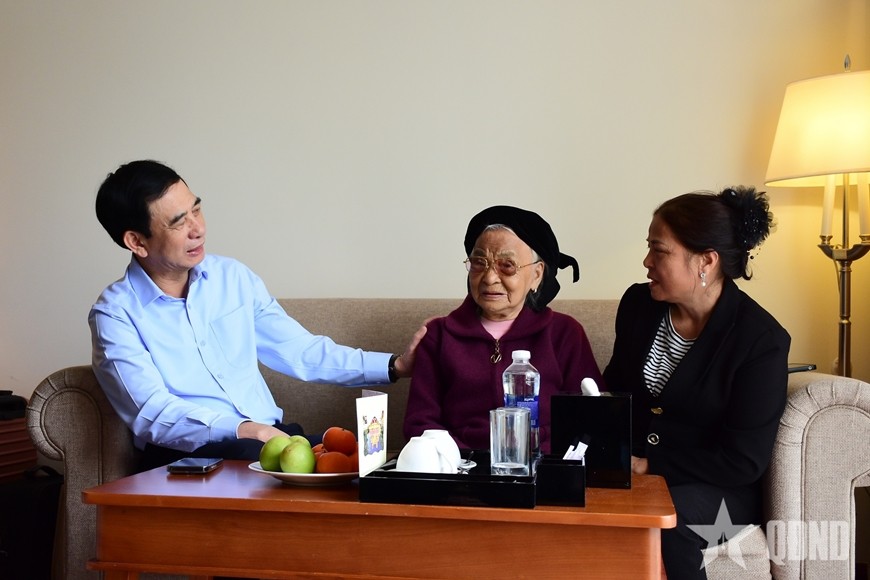 Đại tướng Phan Văn Giang: Phục vụ đại biểu dự Đại hội tuyệt đối kh&ocirc;ng để xảy ra sơ suất, d&ugrave; l&agrave; nhỏ nhất ảnh 2