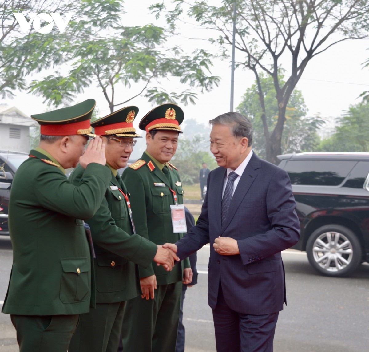 Tổng B&iacute; thư T&ocirc; L&acirc;m tới dự Lễ khởi c&ocirc;ng Nh&agrave; m&aacute;y chế tạo chip b&aacute;n dẫn c&ocirc;ng nghệ cao của Tập đo&agrave;n Viettel.