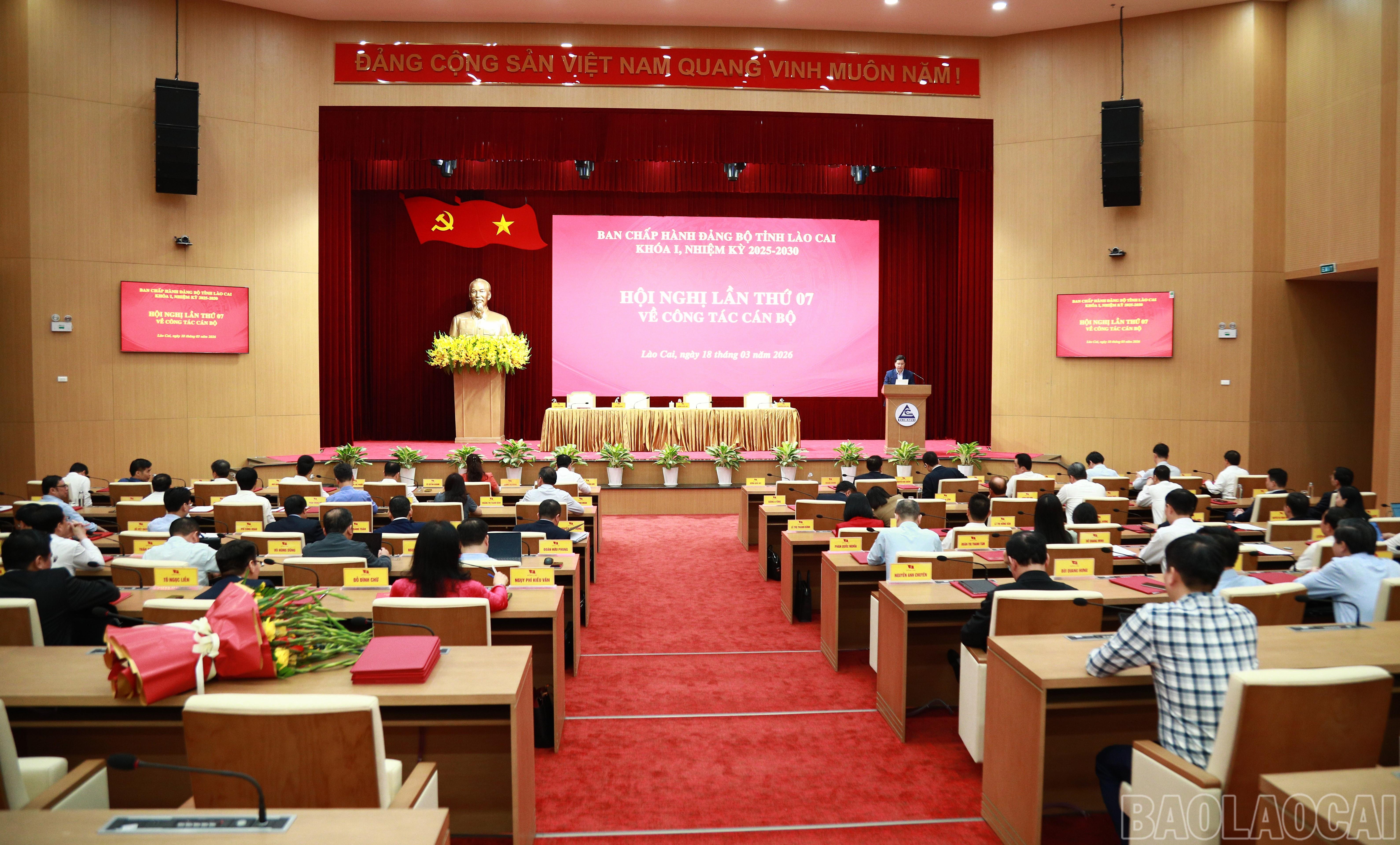 Quang cảnh hội nghị. baolaocai-br_7j5a8548.jpg