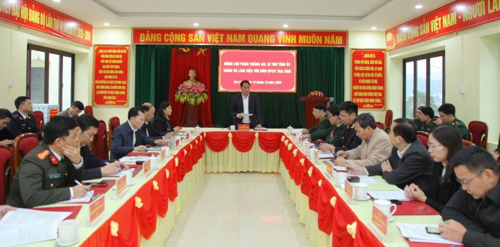 Bí thư Tỉnh ủy làm việc tại Đồn Biên phòng cửa khẩu Trà Lĩnh
