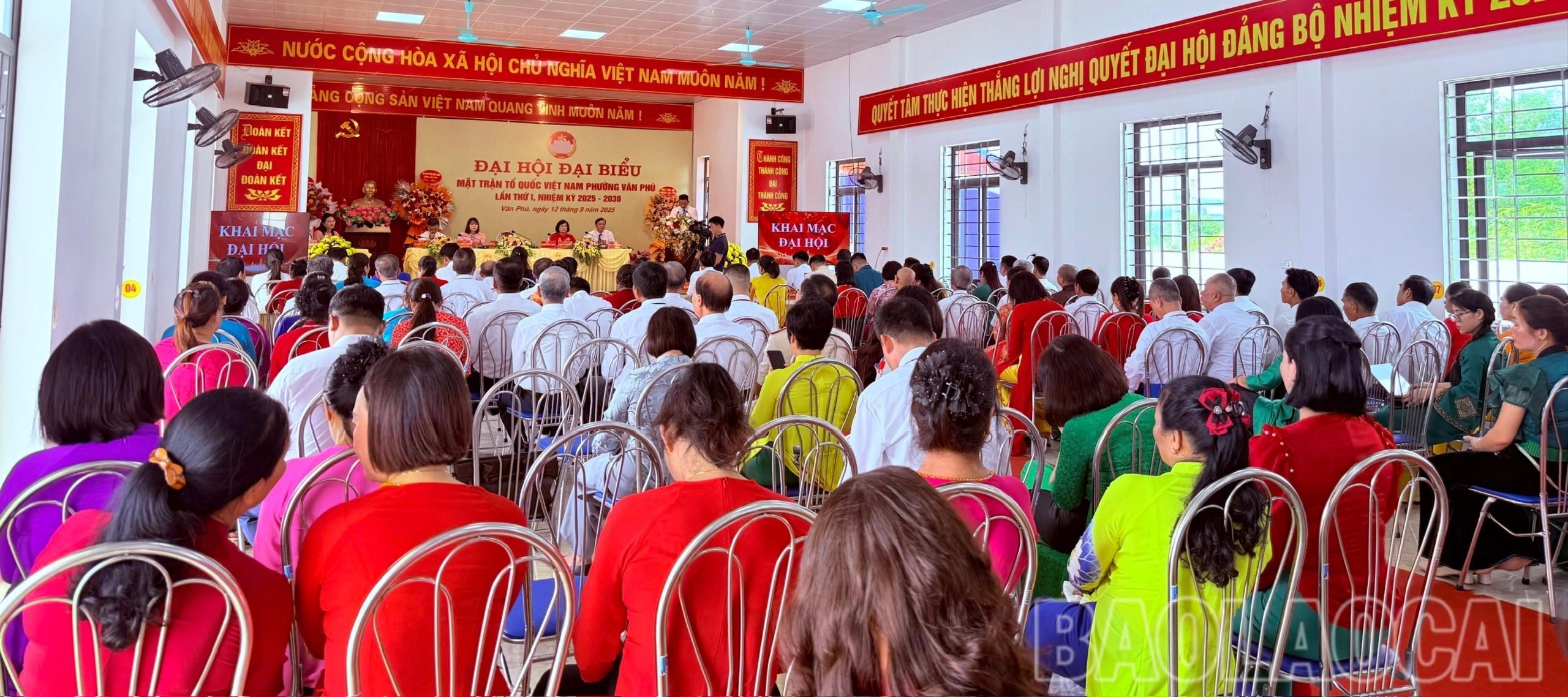 Quang cảnh Đại hội. Quang cảnh Đại hội.