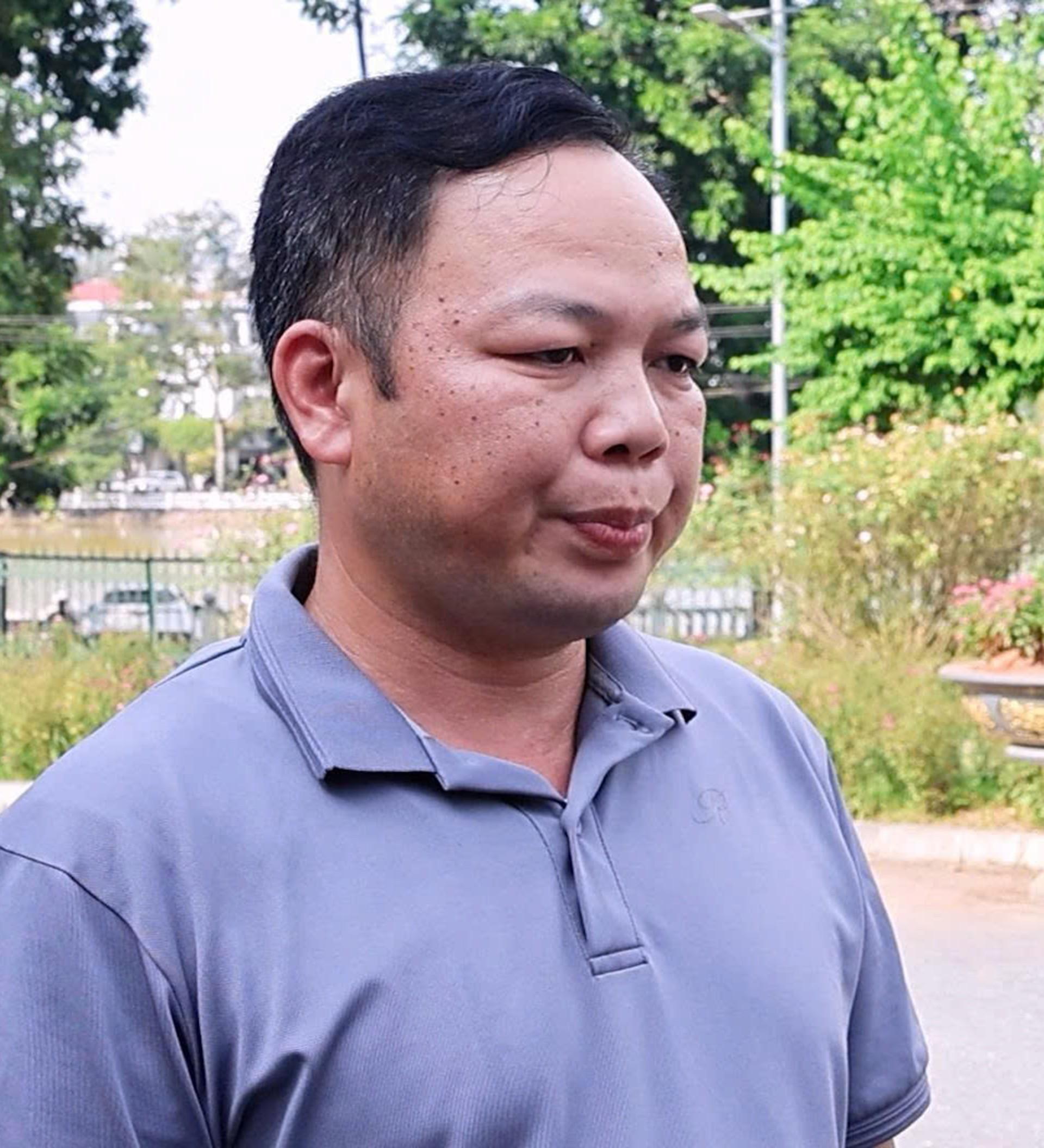 Đồng chíTriệu Văn Chín - Bí thư Chi bộ thôn 10 xã Lục Yên 17-9-000.jpg