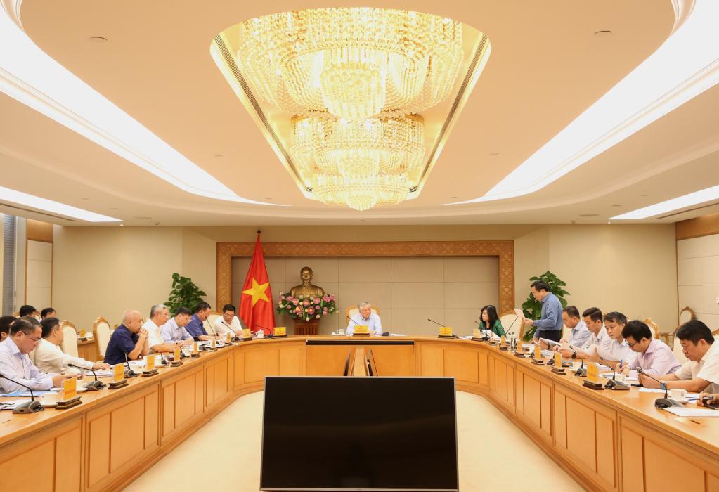 Phó Thủ tướng Thường trực Chính phủ Nguyễn Hòa Bình, Trưởng Ban Chỉ đạo 751 chủ trì cuộc họp của Ban Chỉ đạo.