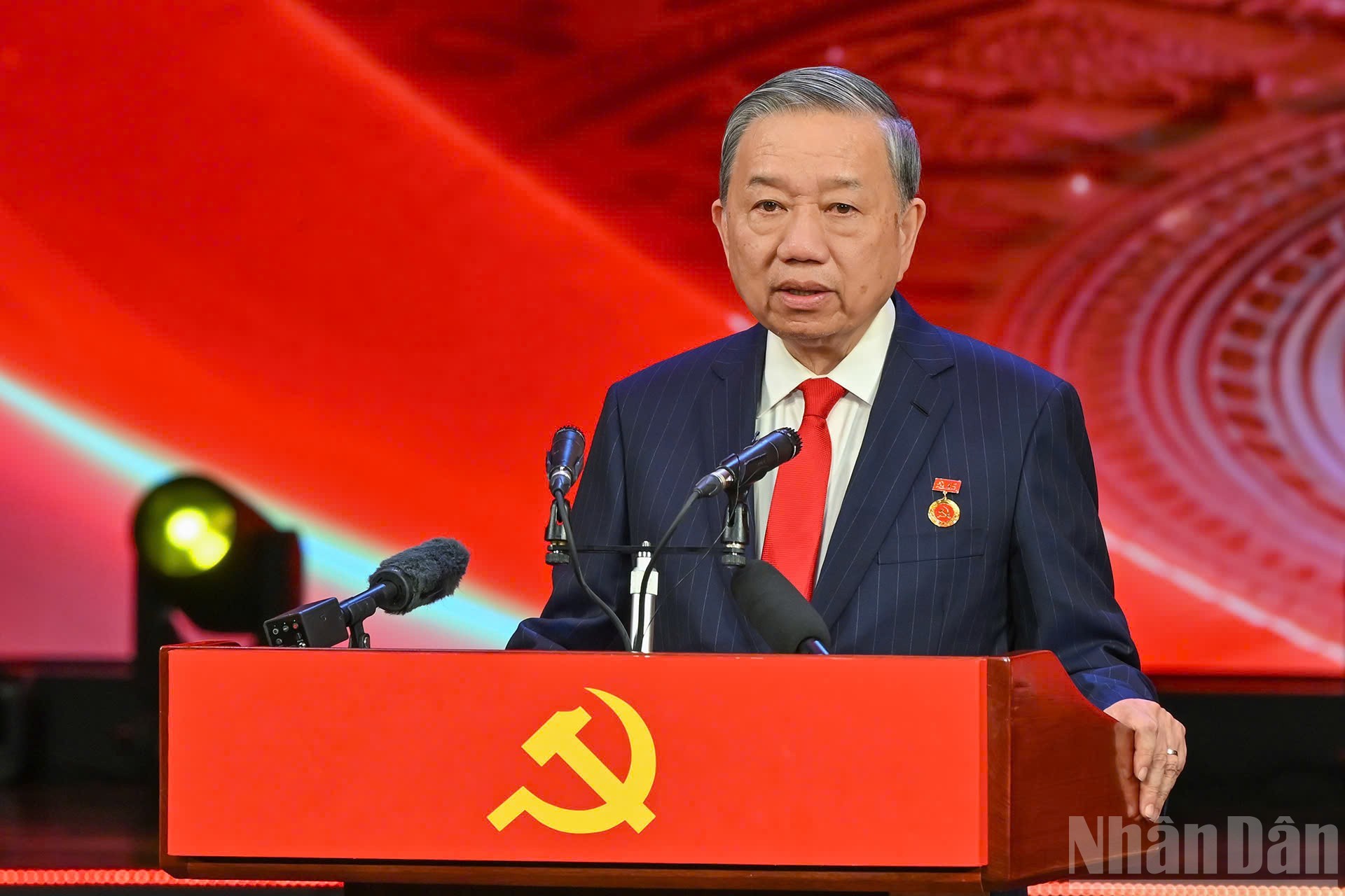 Tổng B&iacute; thư T&ocirc; L&acirc;m ph&aacute;t biểu tại buổi lễ. (Ảnh: THỦY NGUY&Ecirc;N)