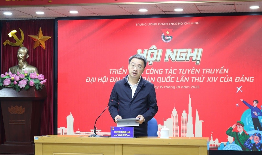 Đồng ch&iacute; Nguyễn Tường L&acirc;m - B&iacute; thư Trung ương Đo&agrave;n, Chủ tịch Hội LHTN Việt Nam ph&aacute;t biểu chỉ đạo Hội nghị.