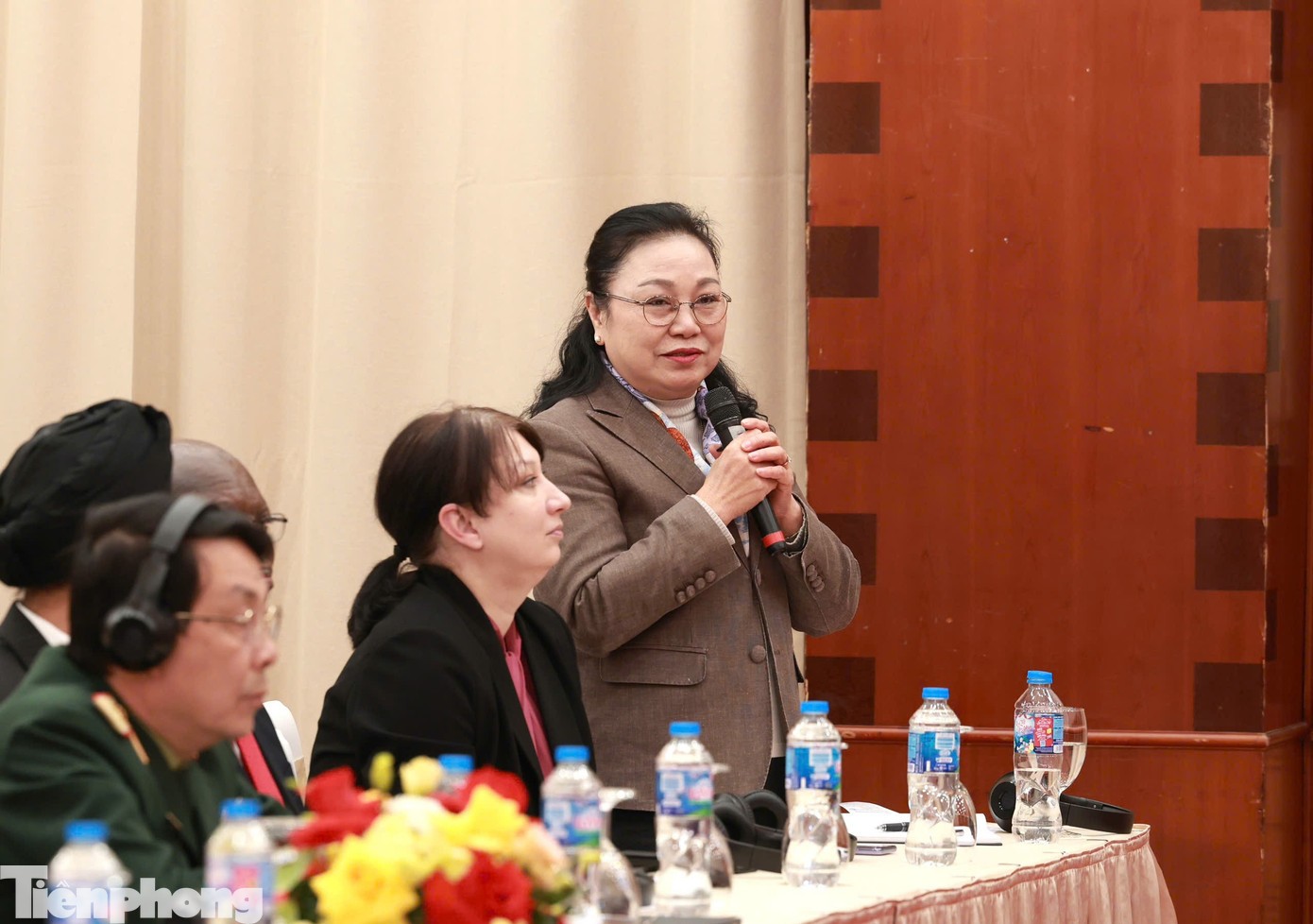 Đại sứ L&agrave;o tại Việt Nam Khamphao Earthavanh.