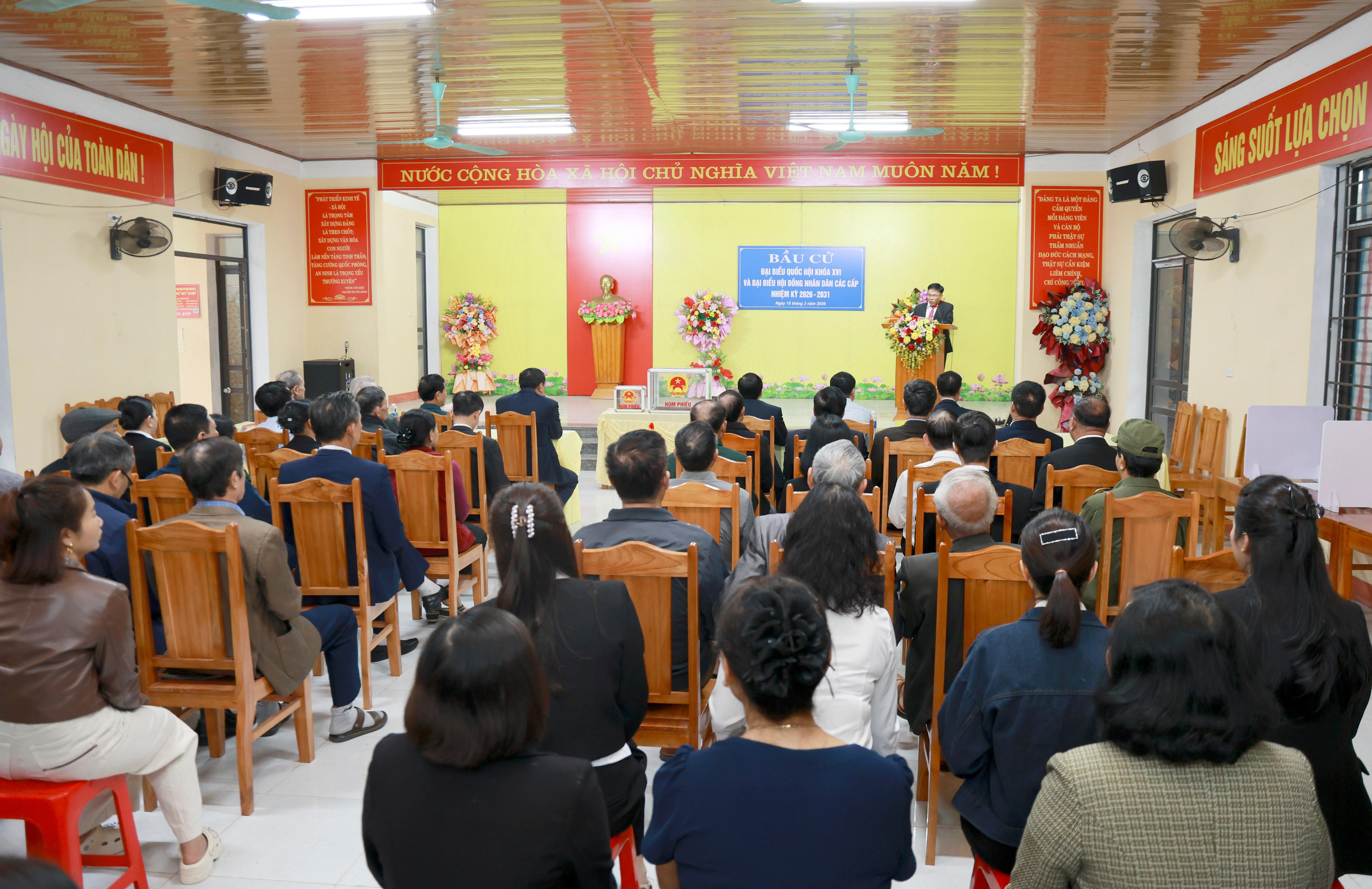 Quang cảnh lễ khai mạc. 060a8172.jpg