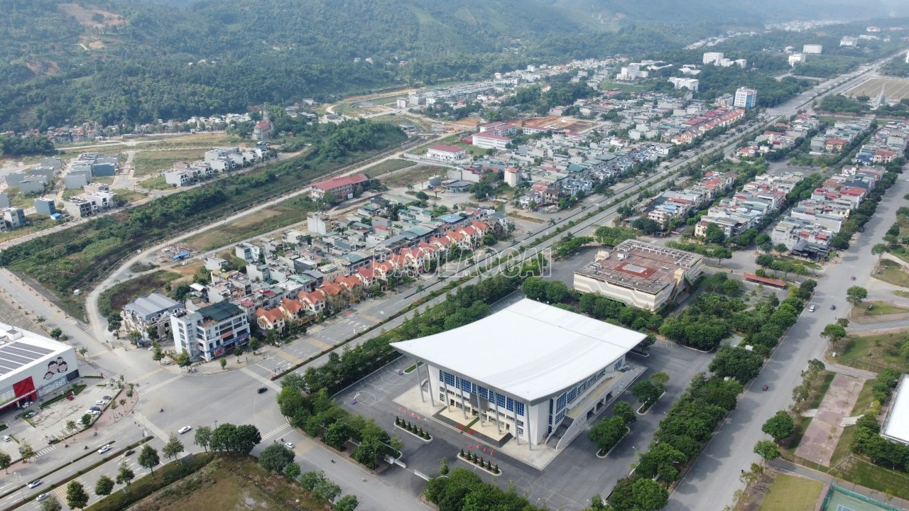 Một góc của phường Cam Đường. baolaocai-c_bl5.jpg