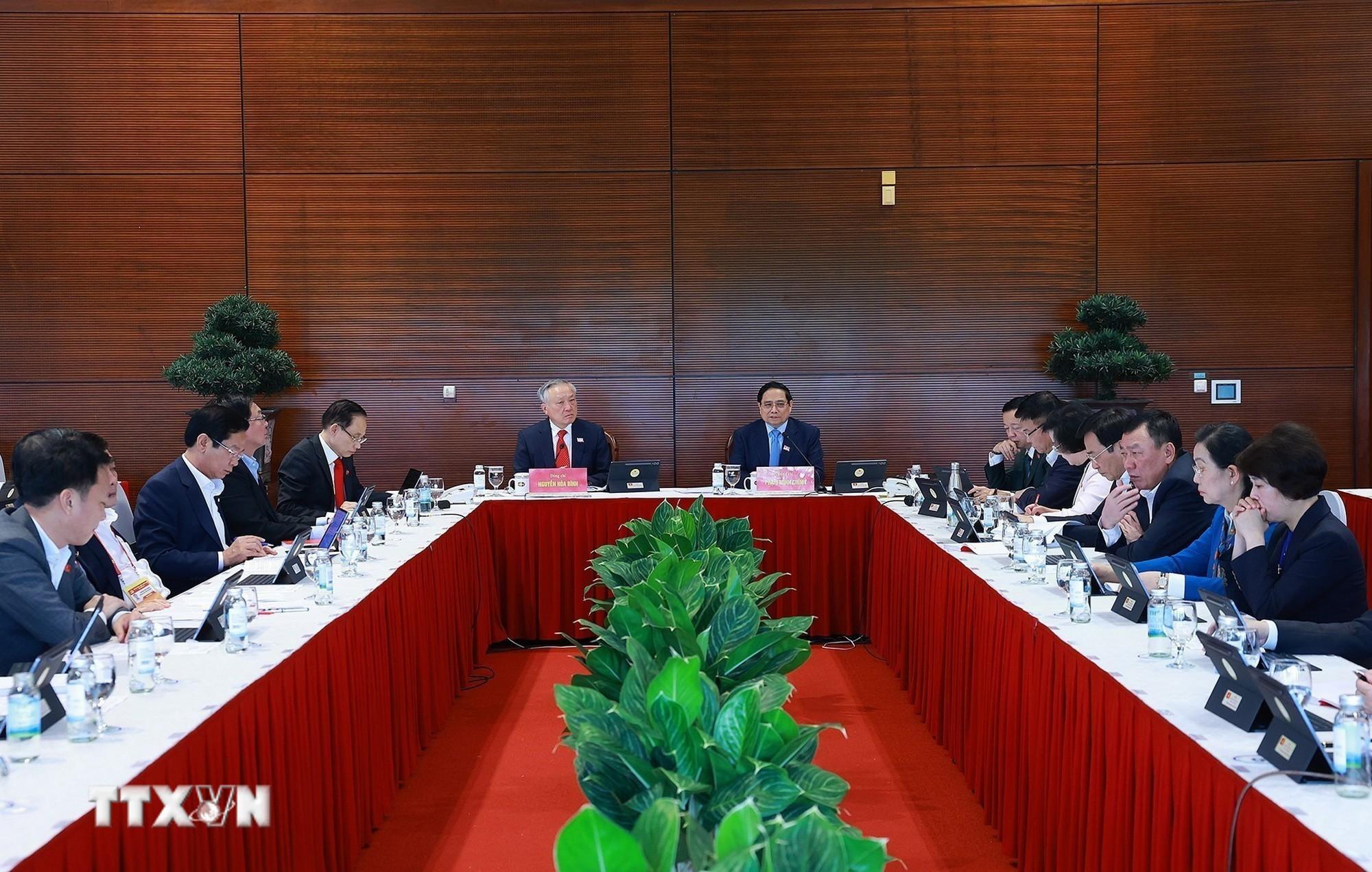 Ủy vi&ecirc;n Bộ Ch&iacute;nh trị, Thủ tướng Ch&iacute;nh phủ Phạm Minh Ch&iacute;nh ph&aacute;t biểu trong buổi thảo luận tại Đo&agrave;n. (Ảnh: TTXVN)