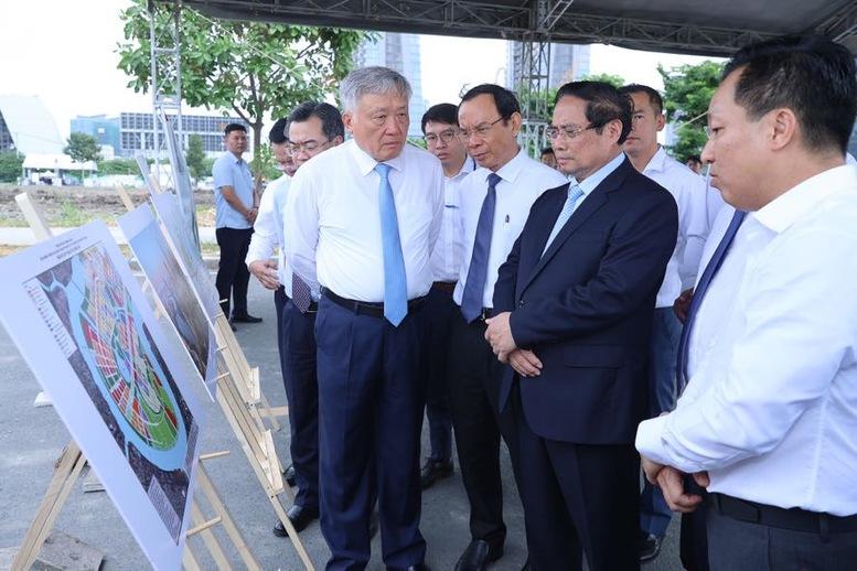 Thủ tướng: Trung tâm tài chính quốc tế là nơi pháp luật được "thiết kế cho tương lai"- Ảnh 12.