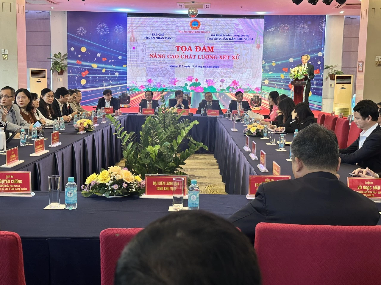 To&agrave;n cảnh Tọa đ&agrave;m N&acirc;ng cao chất lượng x&eacute;t xử. Ảnh: Việt Anh