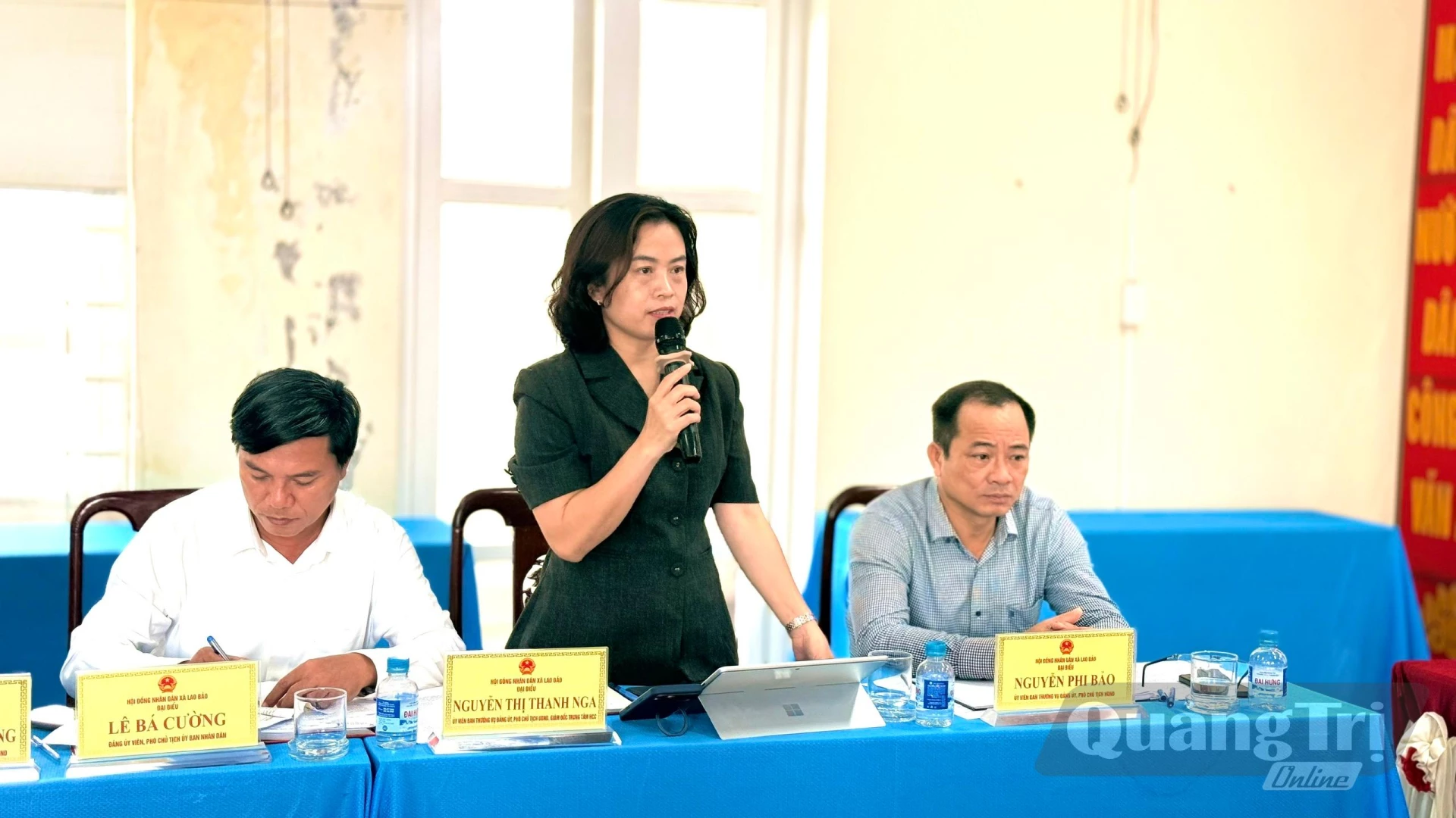 Lãnh đạo xã Lao Bảo kiến nghị cần tiếp tục quan tâm hỗ trợ nguồn lực để hoàn thiện hồ sơ địa chính - Ảnh: Hoàng Hùng