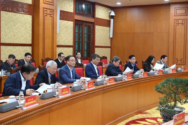 C&aacute;c đại biểu tham dự cuộc l&agrave;m việc. (Ảnh: ĐĂNG KHOA)