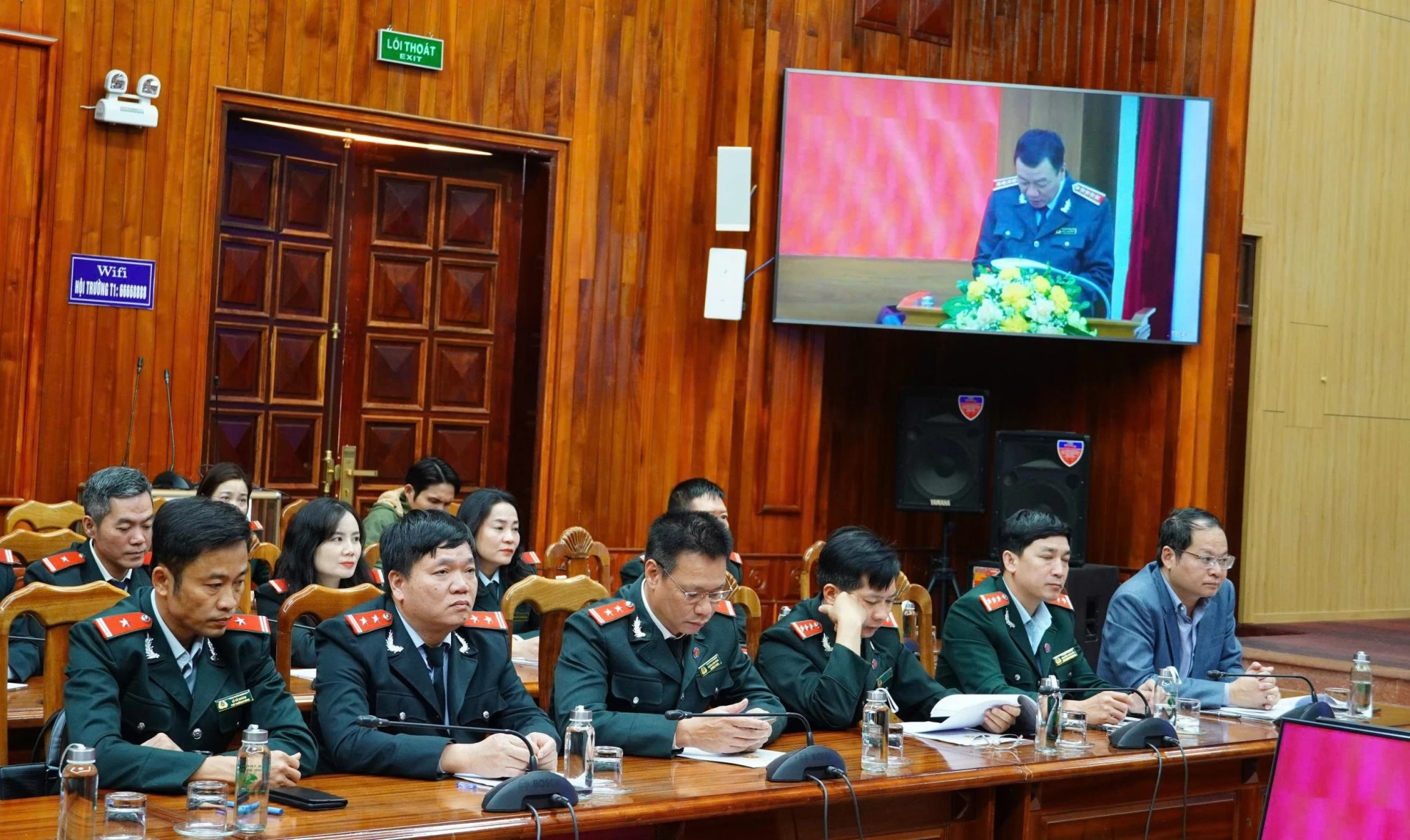 Các đại biểu dự hội nghị tại điểm cầu Quảng Trị - Ảnh: H.N