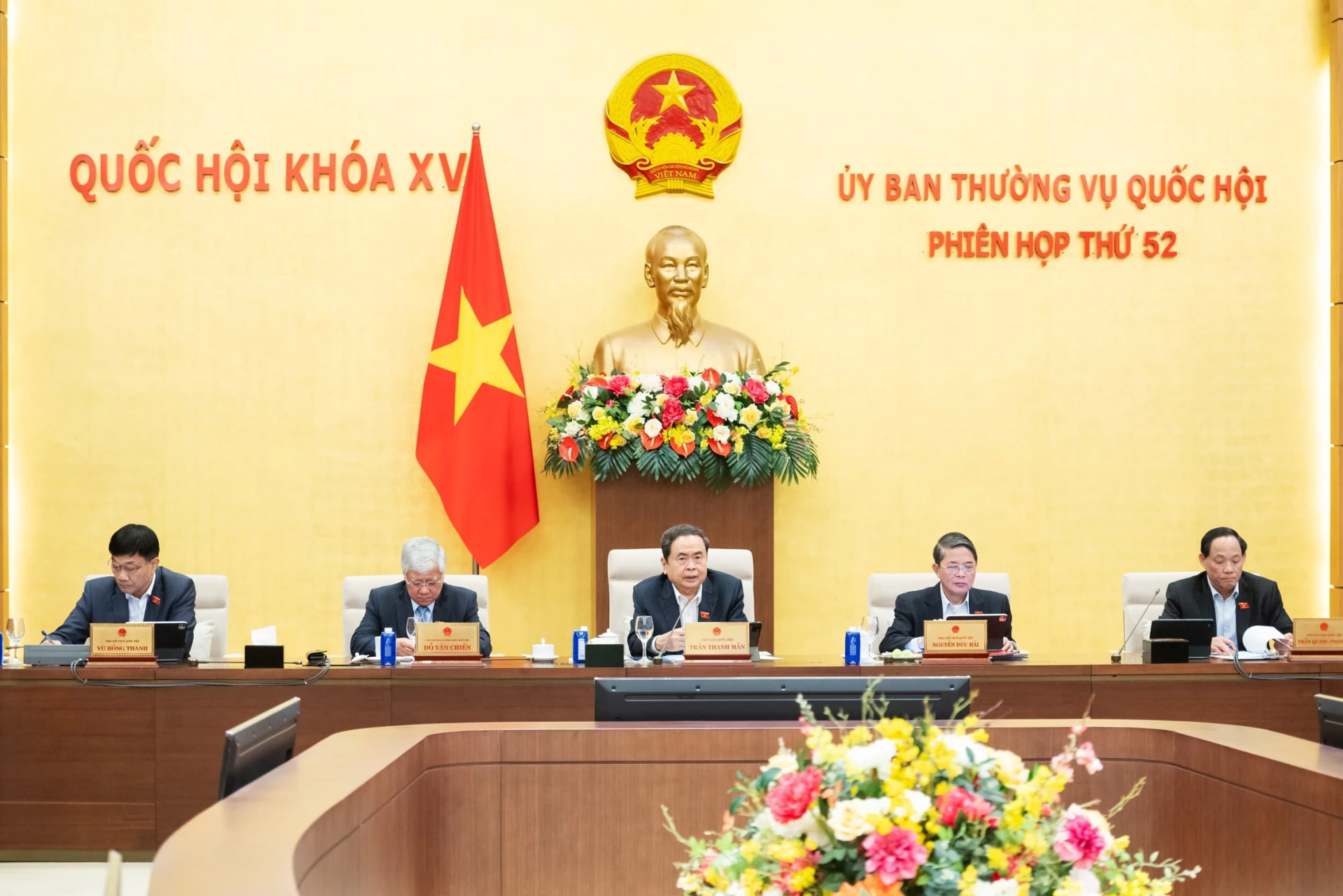 Chủ tịch Quốc hội Trần Thanh Mẫn phát biểu tại phiên họp.