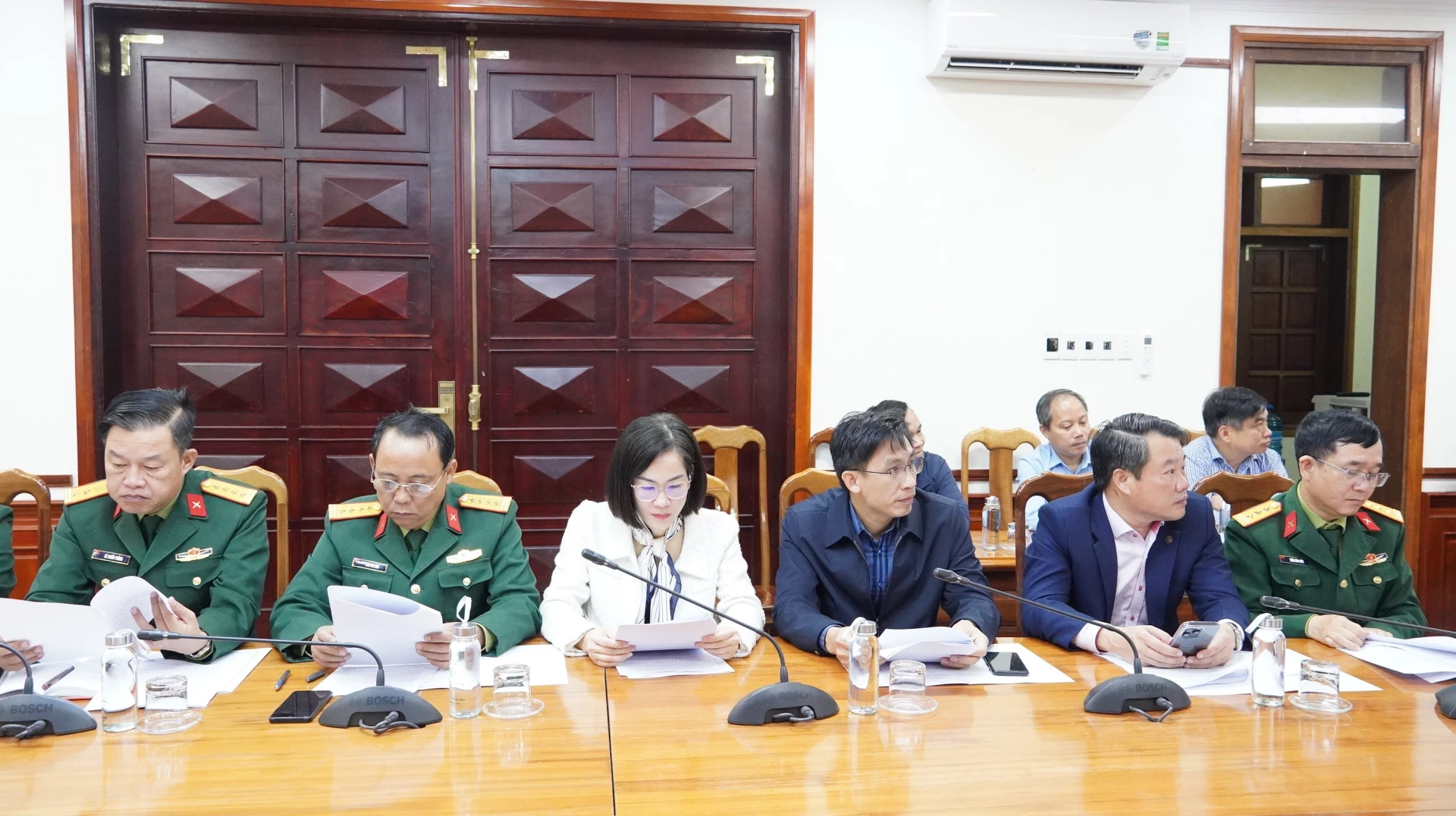 Đại biểu tham dự hội nghị tại điểm cầu Quảng Trị - Ảnh: QV