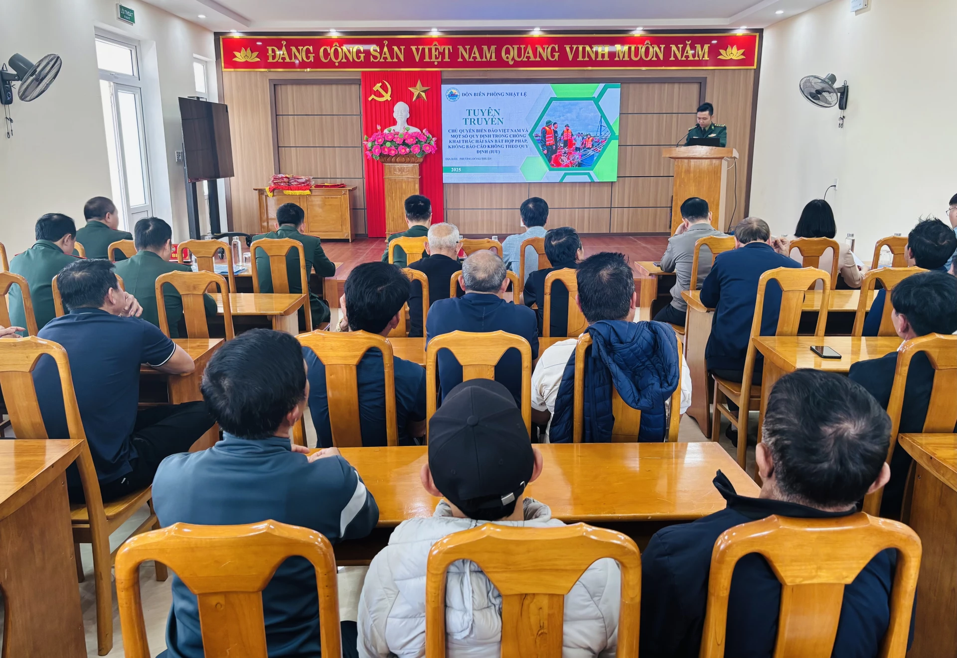 Quang cảnh hội nghị - Ảnh: K.H