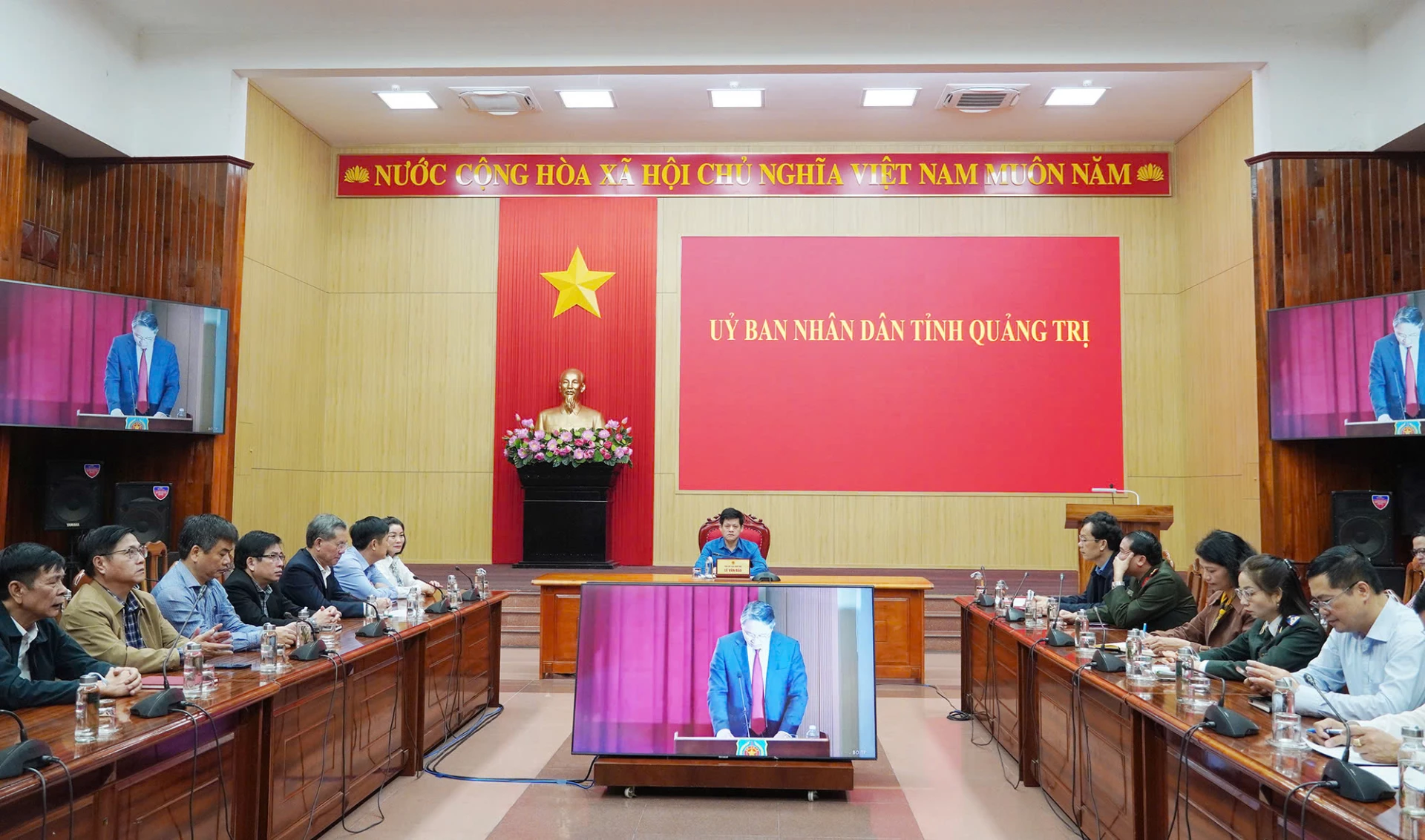 Quang cảnh hội nghị tại điểm cầu Quảng Trị - Ảnh: H.N