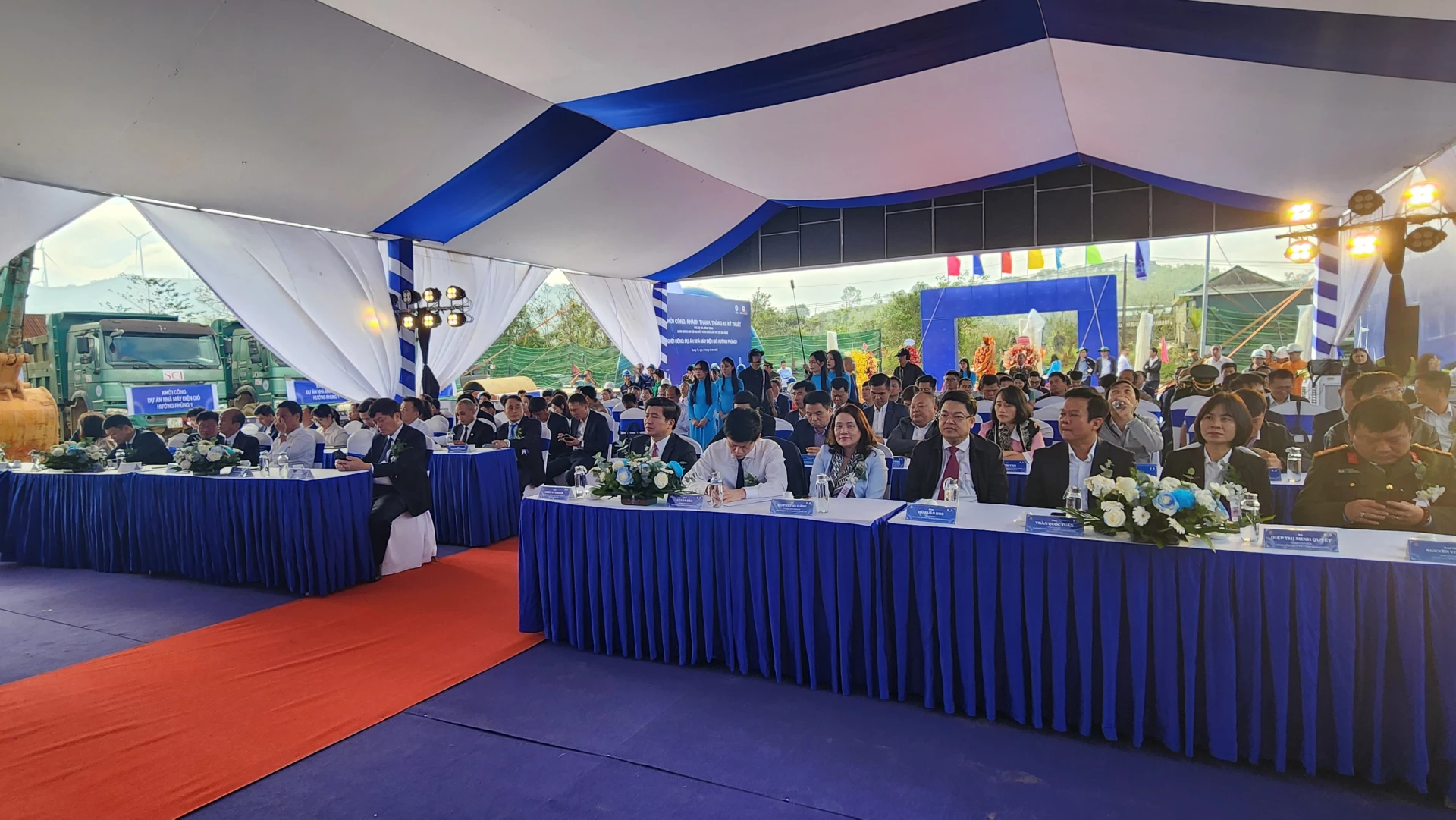 Toàn cảnh buổi lễ phát khởi công dự án Điện gió Hướng Phùng 1- Ảnh Tạ Hưng