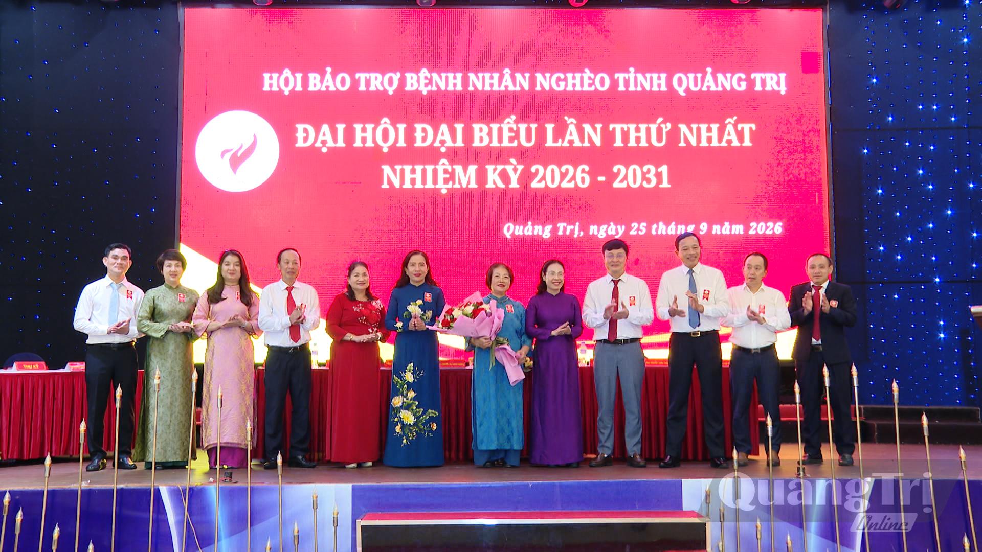 Ban Chấp hành Hội Bảo trợ bệnh nhân nghèo tỉnh Quảng Trị khóa I, nhiệm kỳ 2026 - 2031 ra mắt Đại hội - Ảnh: K.H