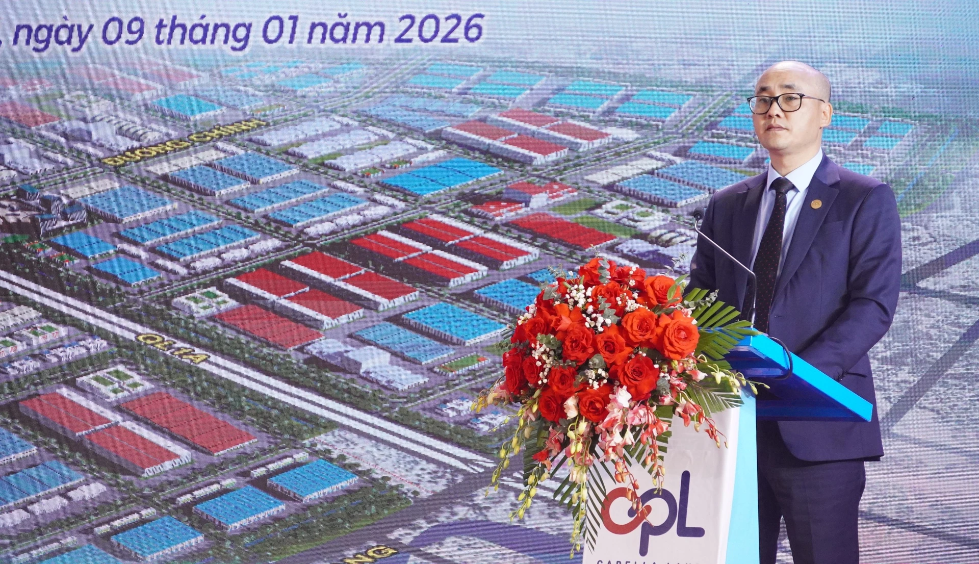 Đại diện chủ đầu tư ph&aacute;t biểu tại lễ khởi c&ocirc;ng - Ảnh: QV