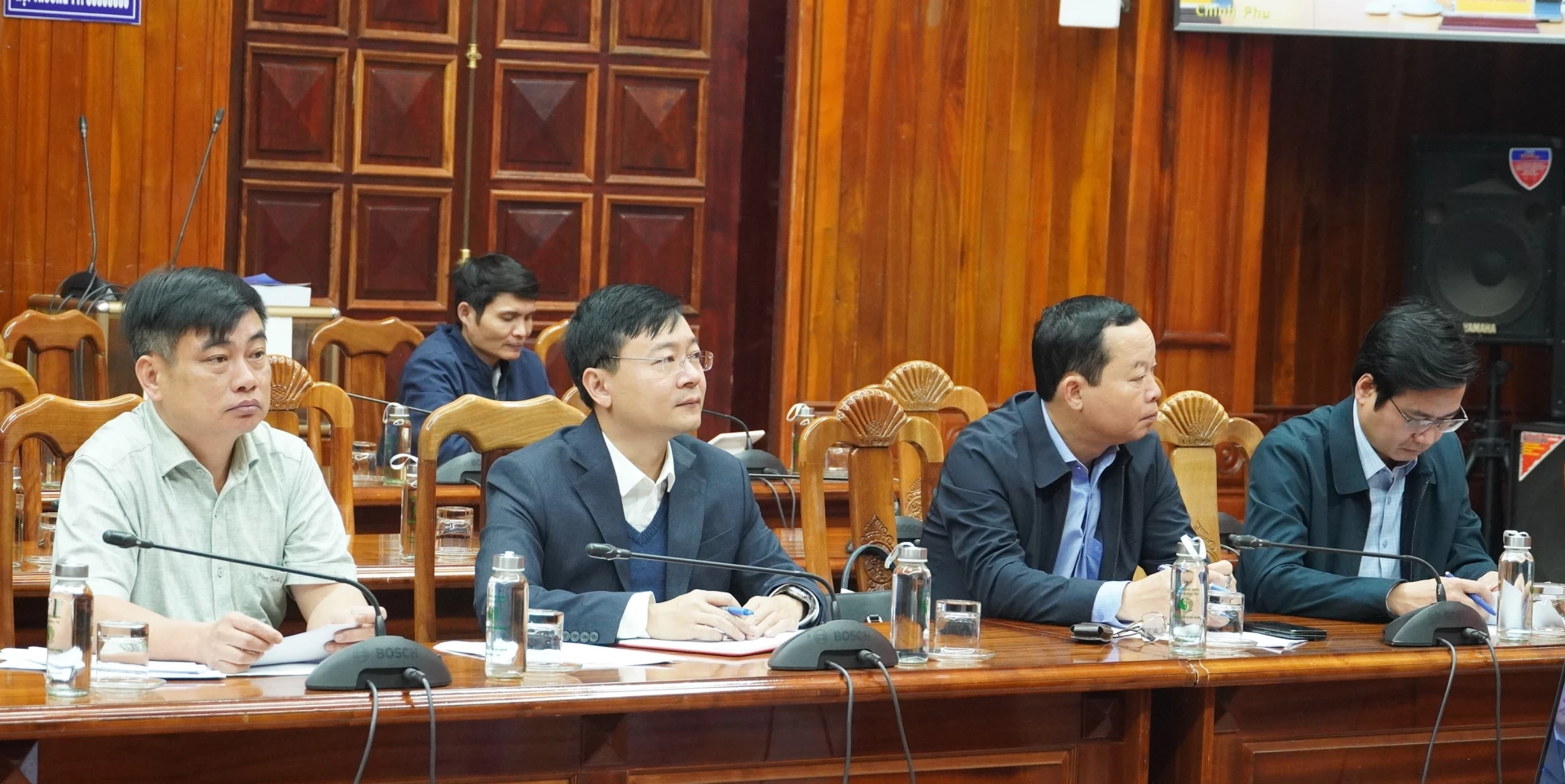 Đại biểu tham dự hội nghị tại điểm cầu Quảng Trị - Ảnh: QV