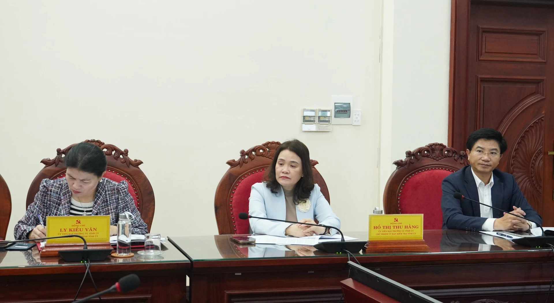 Đại biểu tham dự tại điểm cầu Quảng Trị - Ảnh: QV