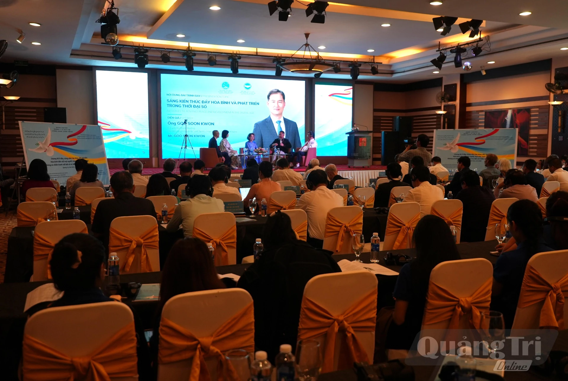 Quang cảnh buổi tọa đàm - Ảnh: T.Đ