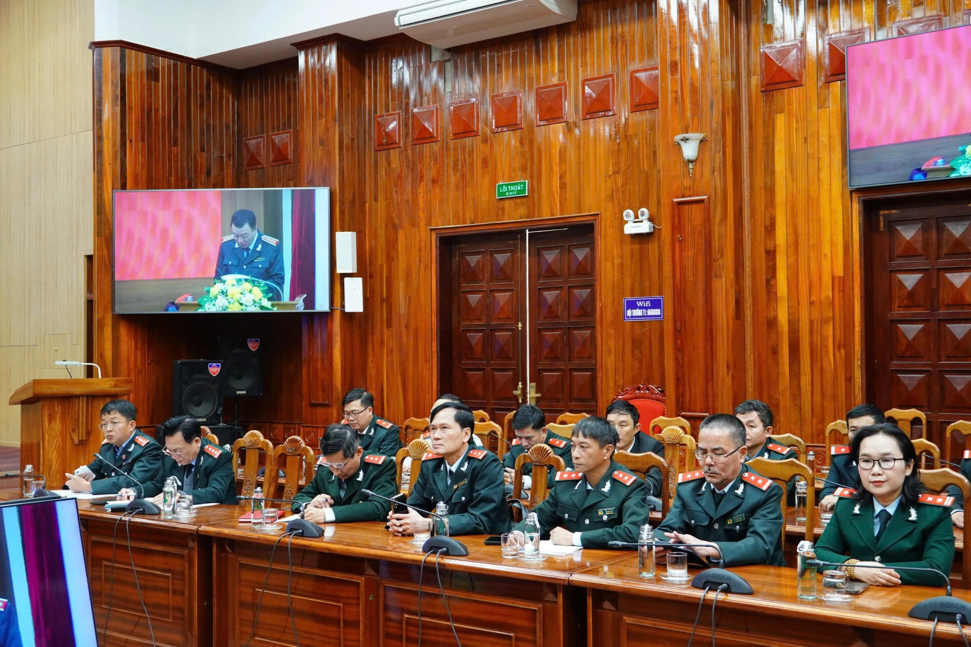 Các đại biểu dự hội nghị tại điểm cầu Quảng Trị - Ảnh: H.N