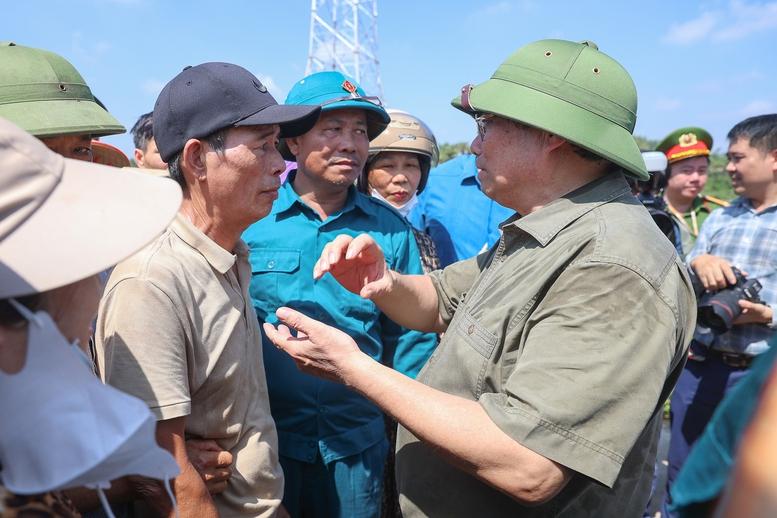 Thủ tướng: Dứt khoát hoàn thành đường dây 500 kV Lào Cai-Vĩnh Yên trong 6 tháng thay vì 2 năm- Ảnh 8. Thủ tướng: Dứt khoát hoàn thành đường dây 500 kV Lào Cai-Vĩnh Yên trong 6 tháng thay vì 2 năm- Ảnh 8.