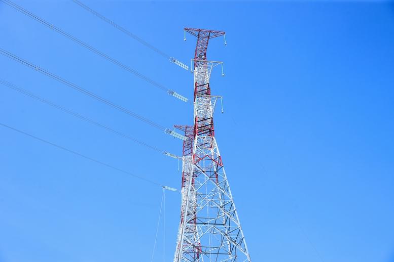 Thủ tướng: Dứt khoát hoàn thành đường dây 500 kV Lào Cai-Vĩnh Yên trong 6 tháng thay vì 2 năm- Ảnh 11. Thủ tướng: Dứt khoát hoàn thành đường dây 500 kV Lào Cai-Vĩnh Yên trong 6 tháng thay vì 2 năm- Ảnh 11.