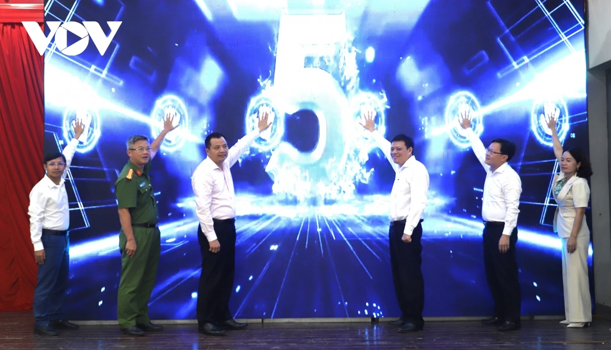 bình dân học vụ số lấp khoảng trống hành chính số ở các buôn làng hình ảnh 1 binh dan hoc vu so lap khoang trong hanh chinh so o cac buon lang hinh anh 1