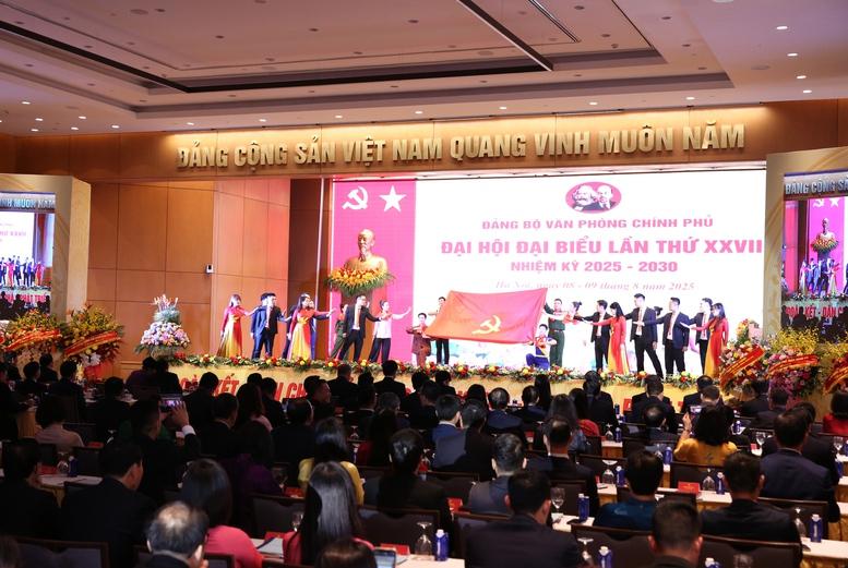 Đảng ủy VPCP phải thực sự tạo ra một cuộc cách mạng trong tư duy và hành động- Ảnh 6. Đảng ủy VPCP phải thực sự tạo ra một cuộc cách mạng trong tư duy và hành động- Ảnh 6.