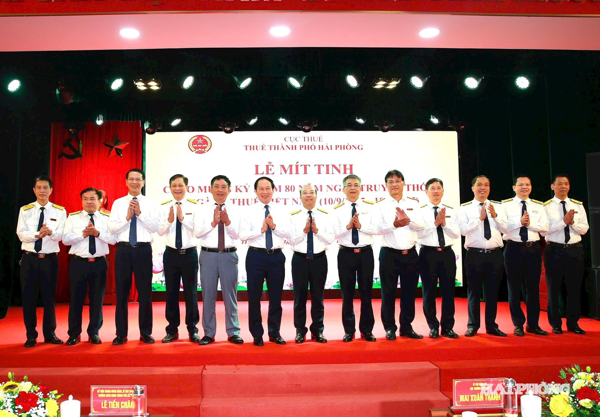 ky-niem-thue-thanh-pho-3