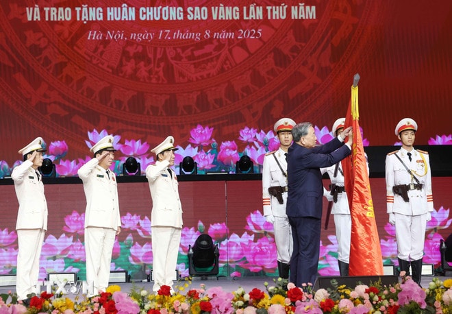 ttxvn-huan-chuong-sao-vang.jpg