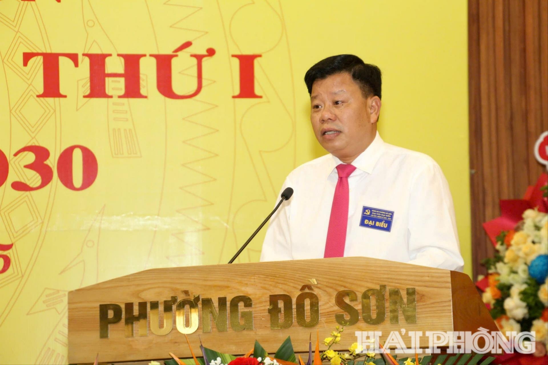 Đồng chí Lê Trung Kiên, Ủy viên Ban Thường vụ Thành ủy, Trưởng Ban Quản lý Khu kinh tế Hải Phòng phát biểu chỉ đạo Đại hội