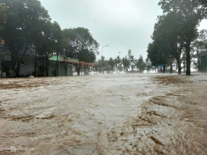 z6943552898115-5299682726ec697-5138-8750