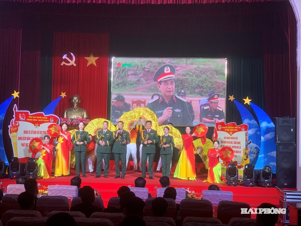 Phần thi của đội thi Ban Chỉ huy khu vực phòng thủ Lê Thanh Nghị