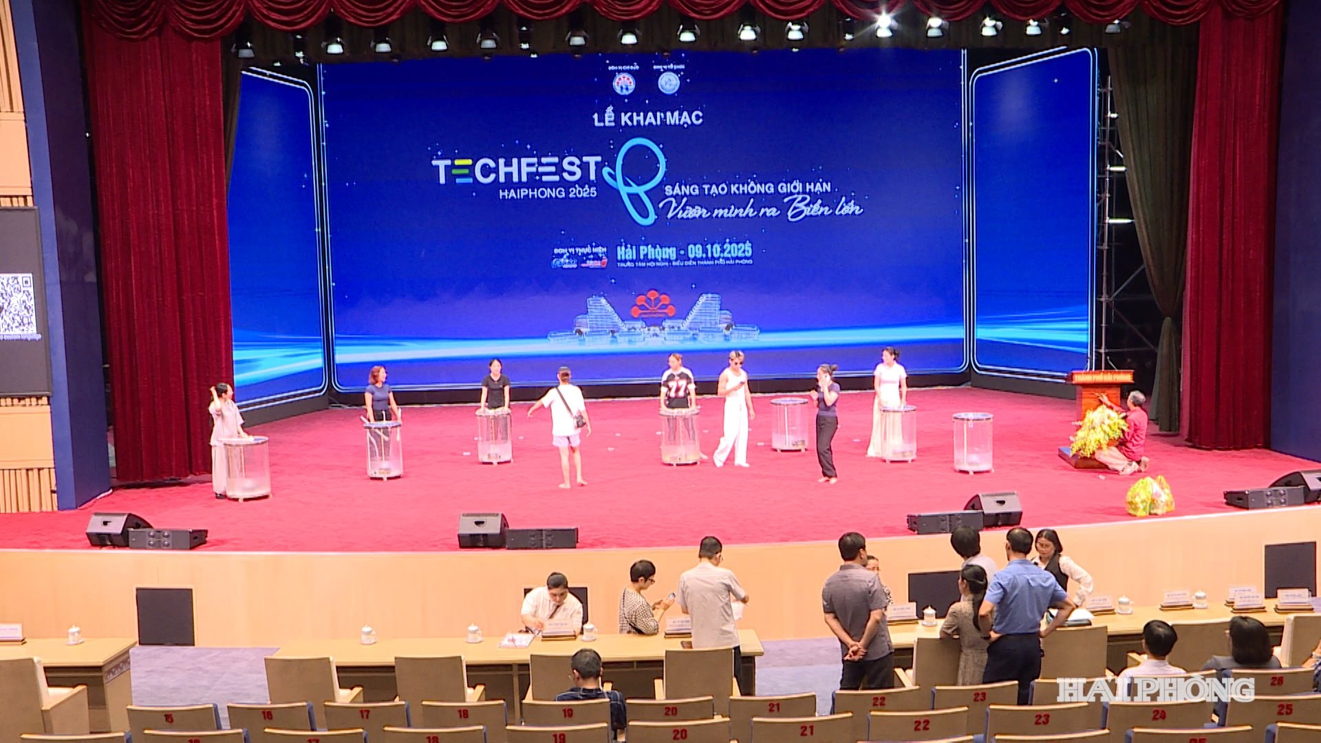 Công tác chuẩn bị cho lễ khai mạc Techfest Hải Phòng 2025 đang được các đơn vị khẩn trương triển khai