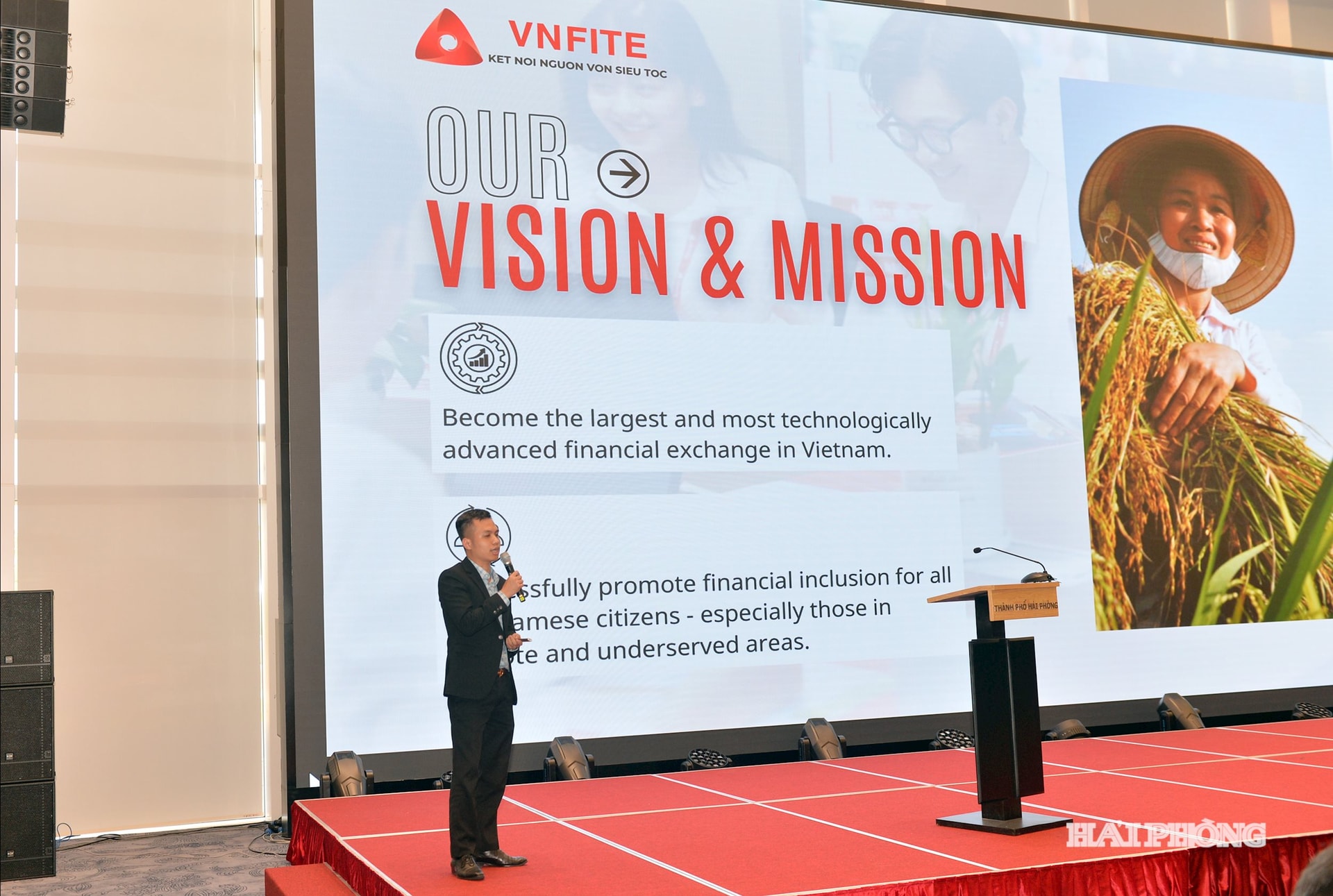 Doanh nghiệp khởi nghiệp tự giới thiệu tại sự kiện kết nối đầu tư TECHFEST Hải Phòng 2025