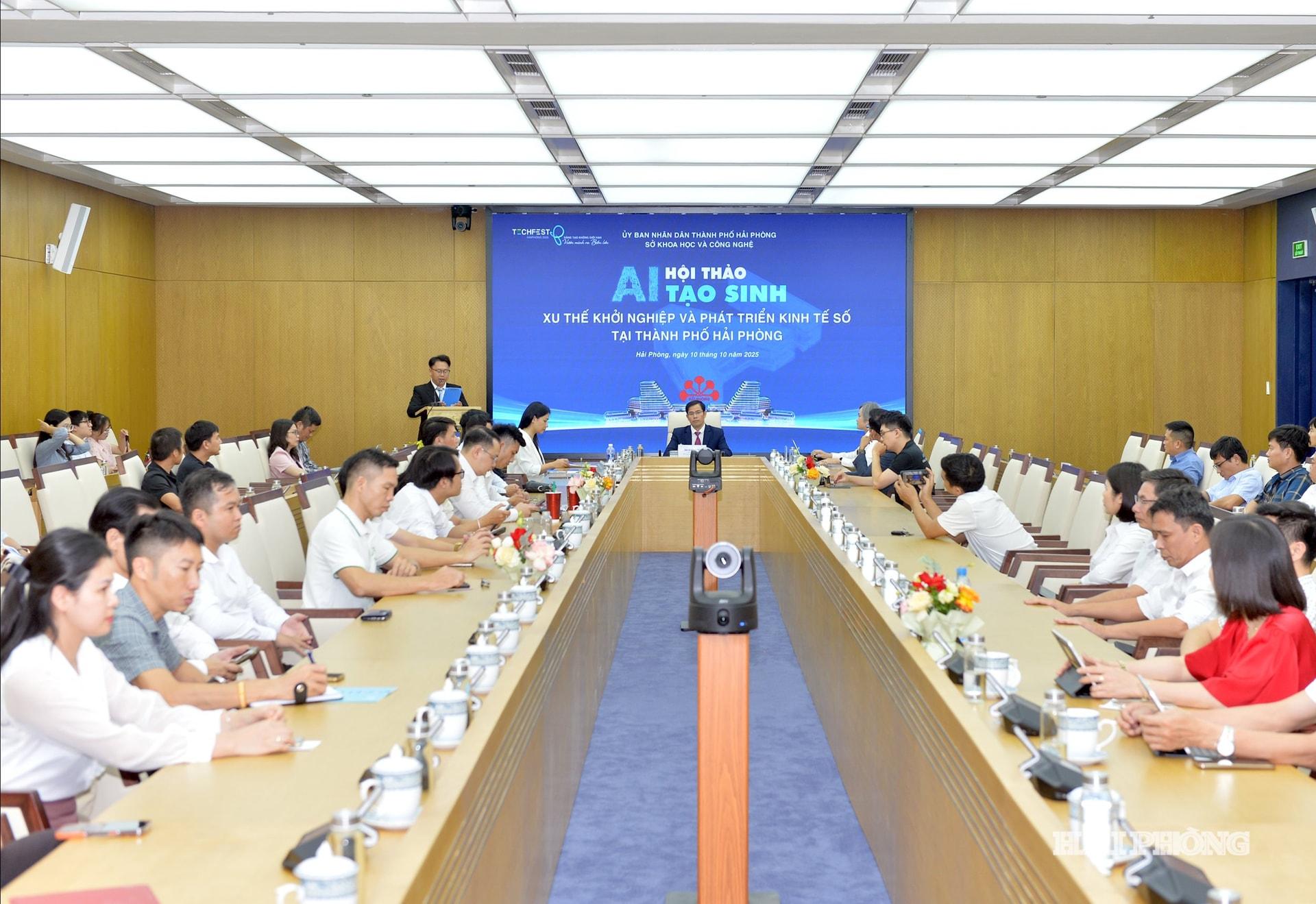 Quang cảnh Hội thảo: AI tạo sinh - Xu thế khởi nghiệp và phát triển kinh tế số tại thành phố Hải Phòng
