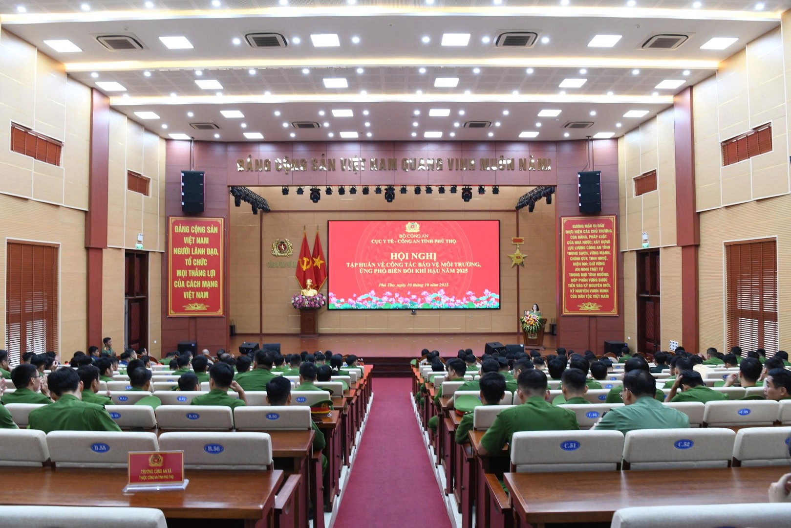 4 - 2025-10-10T135443.383.jpg