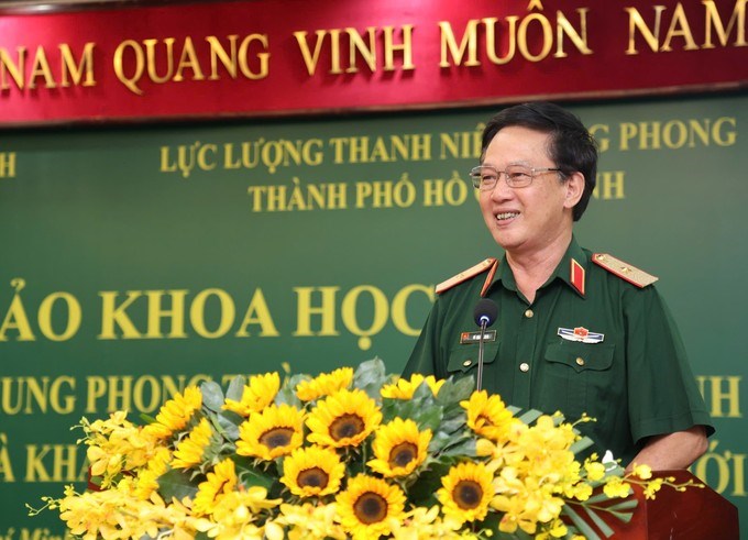 Thiếu tướng Vũ Quang Đạo phát biểu tại hội thảo. Ảnh: NGUYỄN HOÀNG